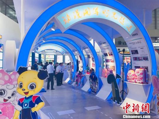 “文化湘軍”亮相深圳文博會(huì)3大展館展示文創(chuàng)成果